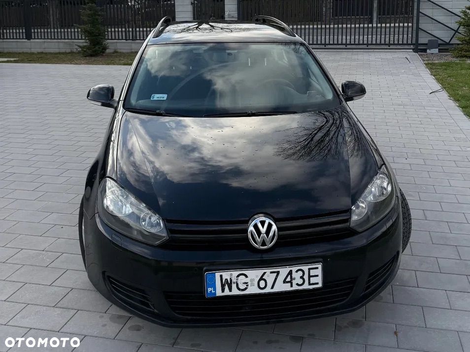 Volkswagen Golf - 1