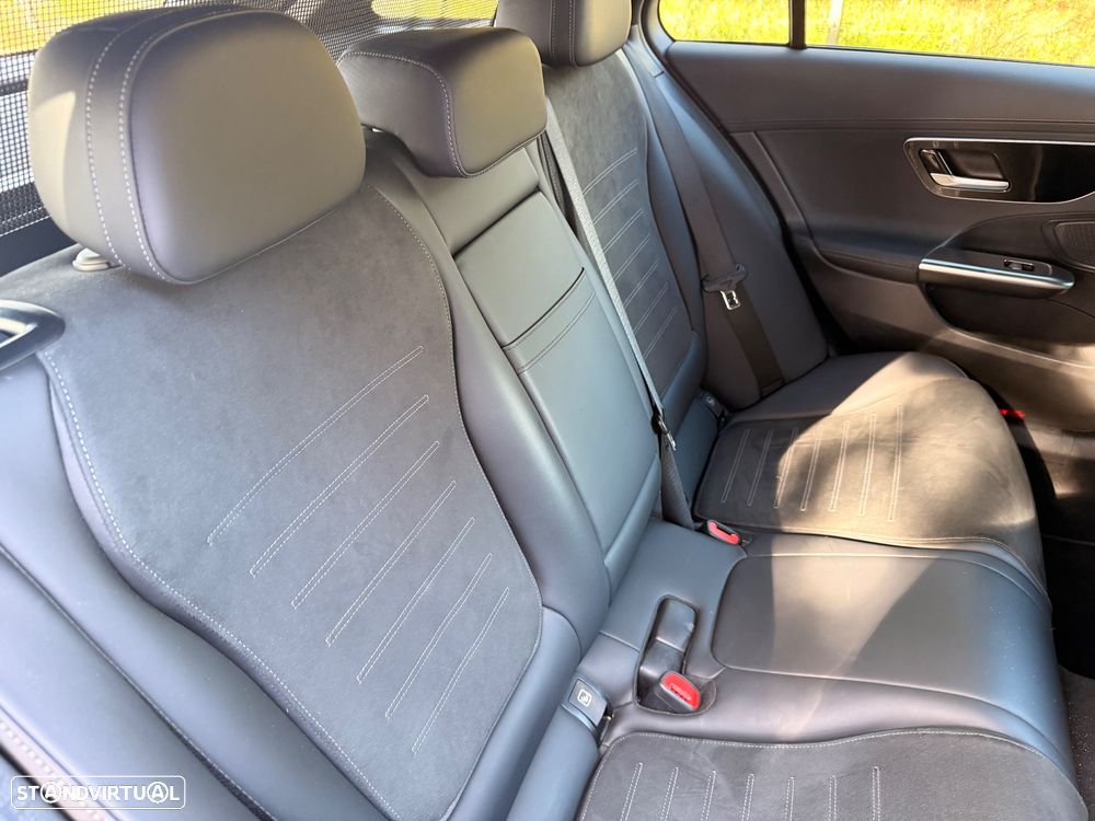 Mercedes-Benz C 300 d AMG Line - 15