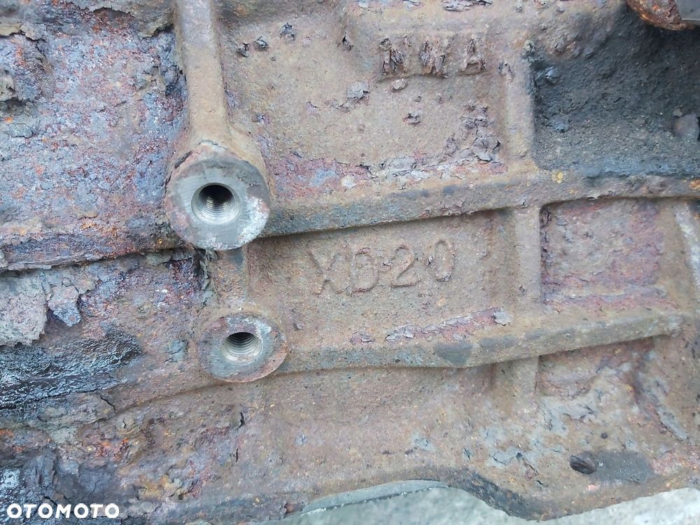 HYUNDAI CUPE II Tiburon Silnik 2,0 DOHC 16v - 13