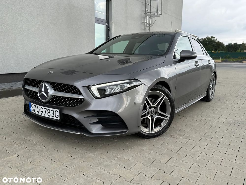 Mercedes-Benz Klasa A 200 AMG Line 7G-DCT - 3