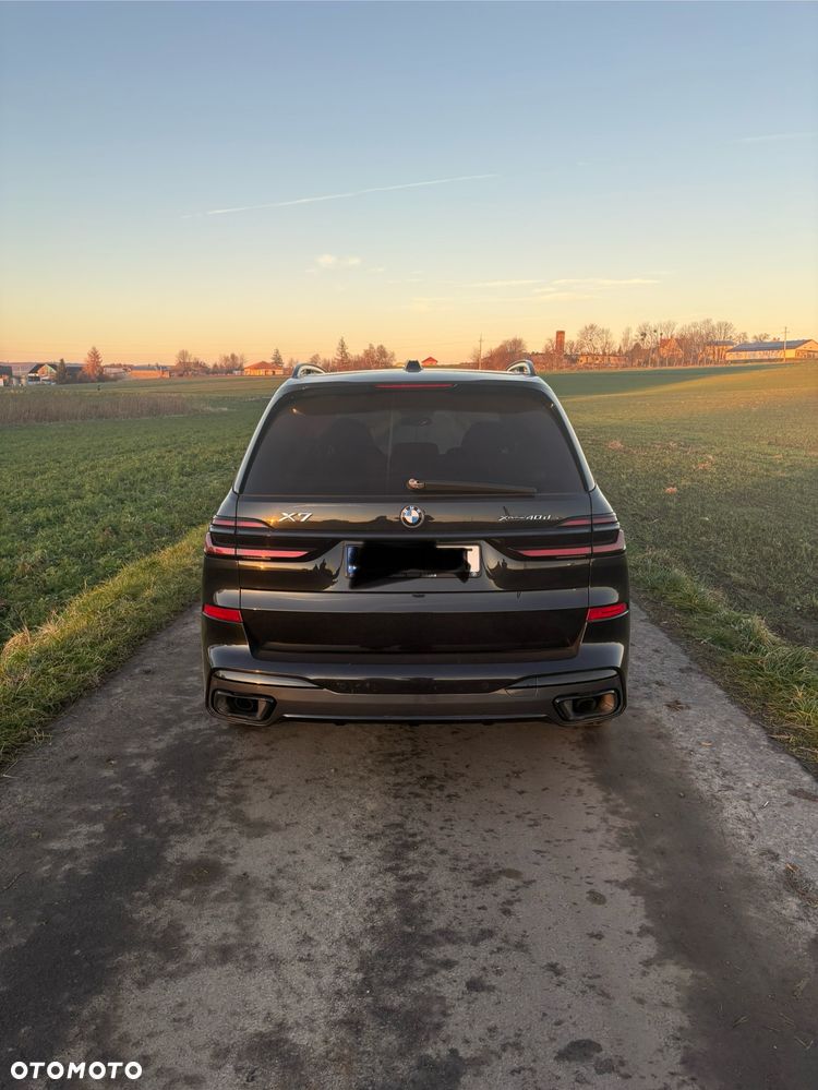 BMW X7 - 12