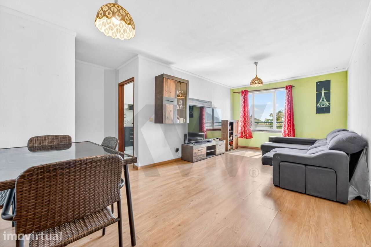Apartamento T2 à Venda na Nazaré – Último andar! - Grande imagem: 2/23