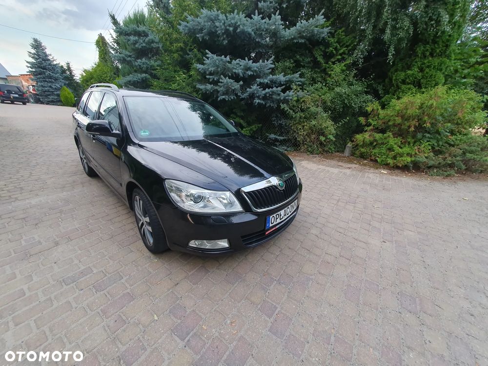 Skoda Octavia 2.0 TDI DPF DSG Elegance - 2