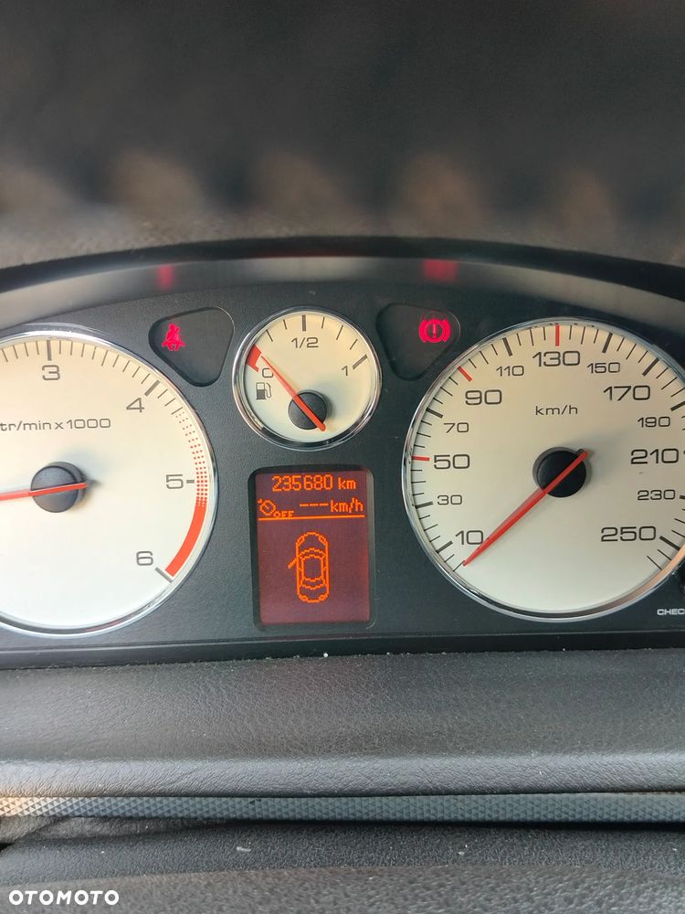 Peugeot 407 2.0 HDi Premium - 6
