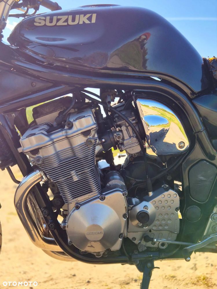 Suzuki Bandit - 18