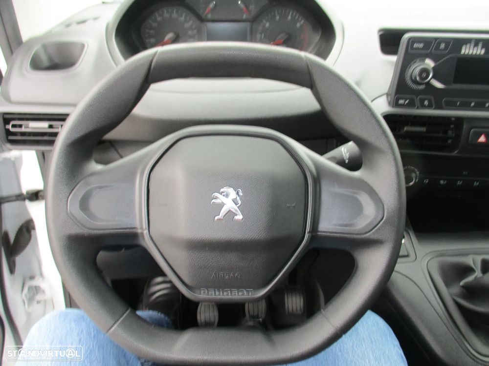 Peugeot PARTNER - 11