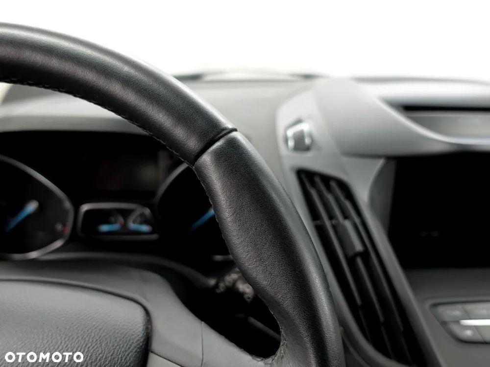 Ford Kuga 2.0 TDCi AWD Titanium - 21