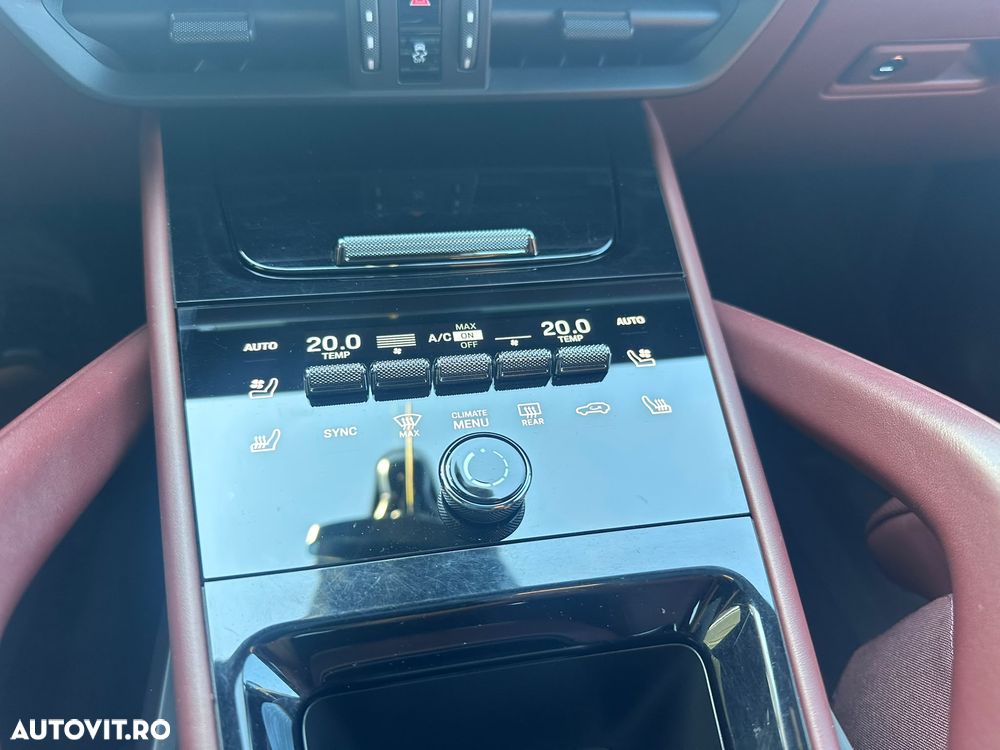 Porsche Cayenne S - 15