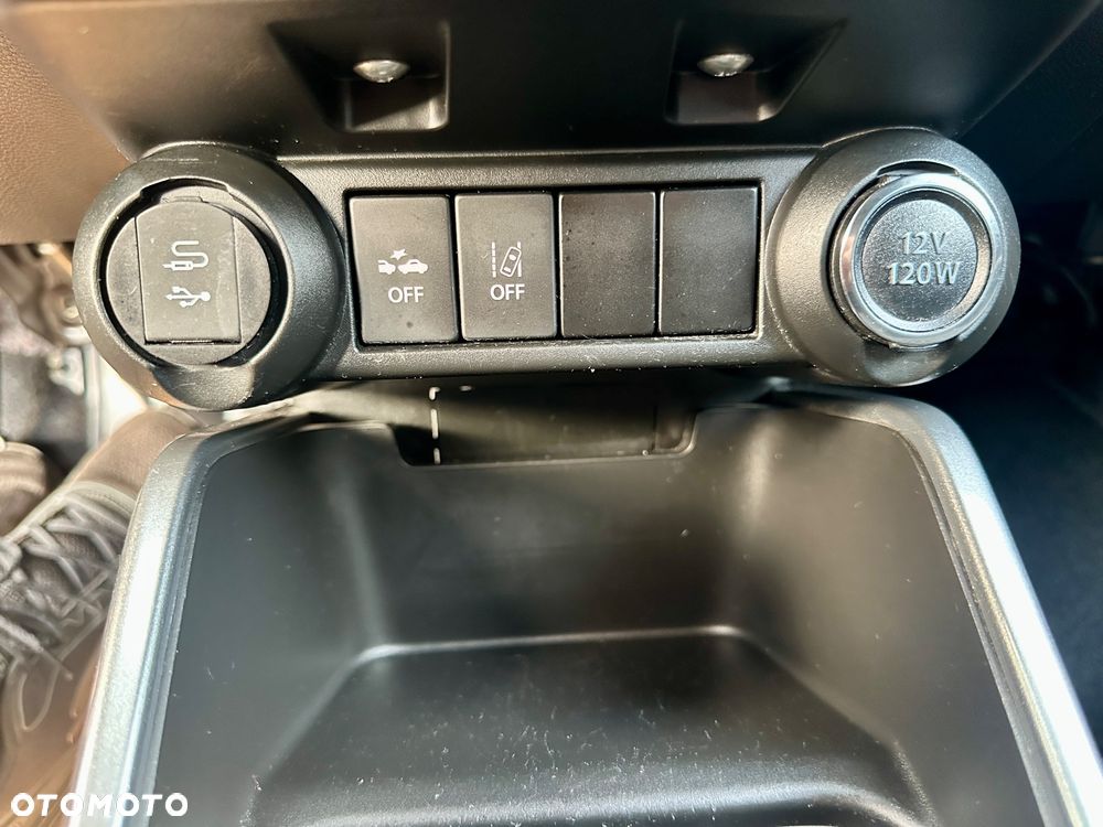 Suzuki Ignis 1.2 SHVS Premium Plus - 32