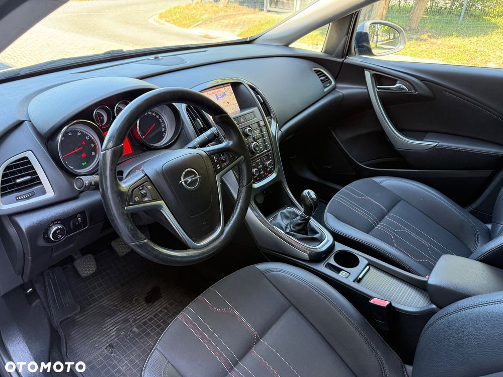 Opel Astra 1.6 Turbo Innovation - 10