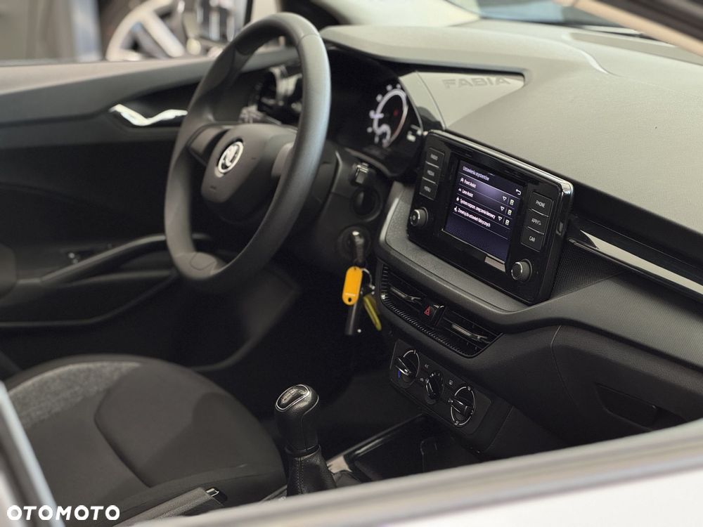 Škoda Fabia - 34