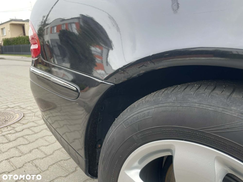 Mercedes-Benz Klasa E 200 Kompressor T Avantgarde - 18