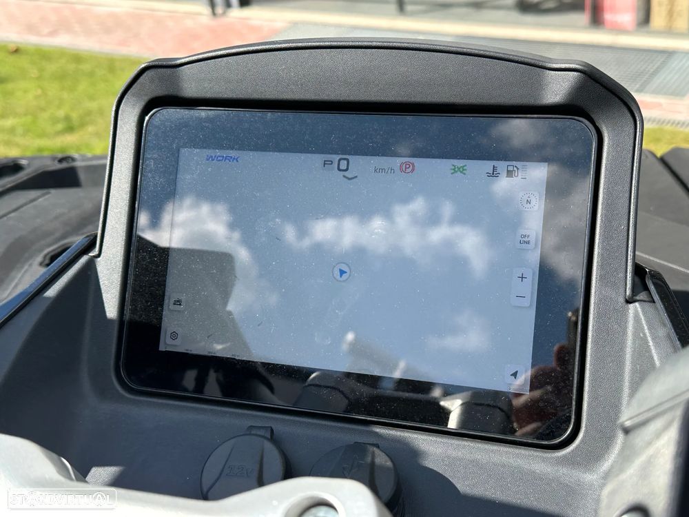 CF Moto C Force deslimitada, top case, pneus maxxis - 2