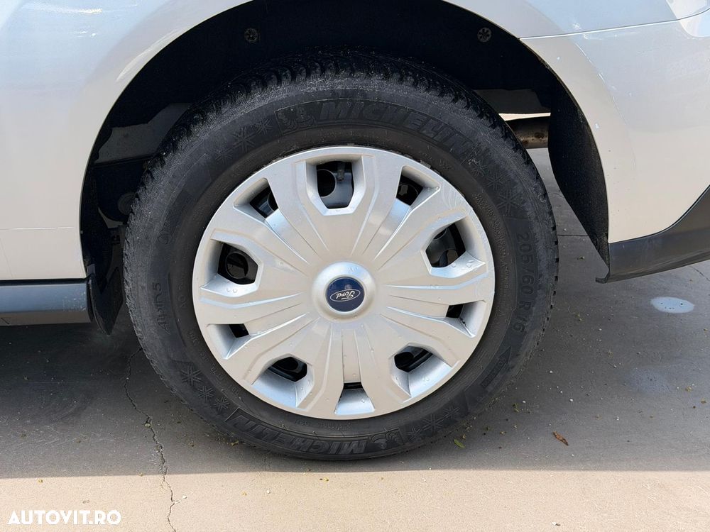 Ford Transit Connect 1.5 EcoBlue 100CP 8AT DCIV SWB(L1) Trend - 32