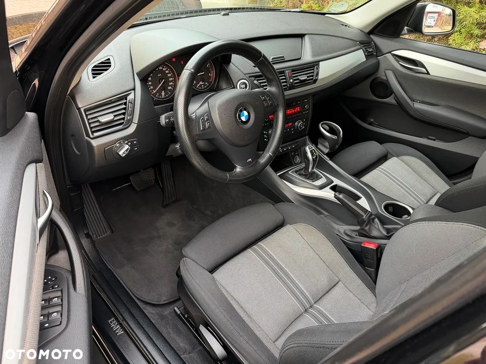 BMW X1 xDrive18d Sport Line - 6