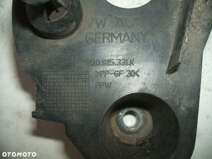 SKODA OCTAVIA III SUPERB SEAT GOLF PODSTAWA OBUDOWA AKUMULATORA 5Q0915331K - 4