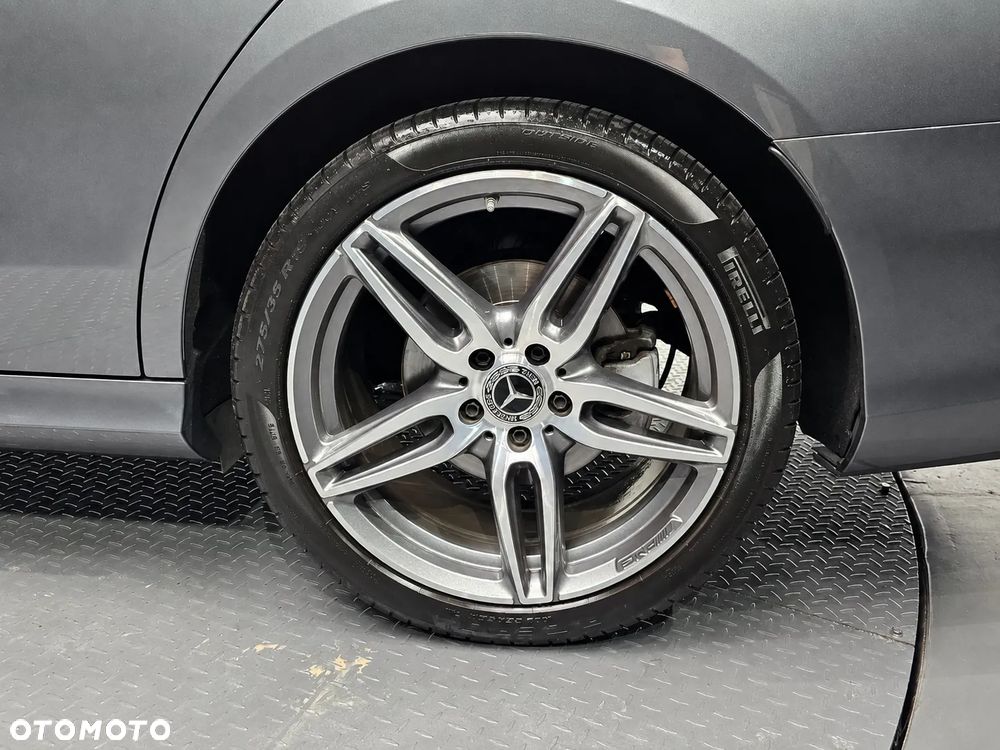 Mercedes-Benz Klasa E 300 9G-TRONIC AMG Line - 8