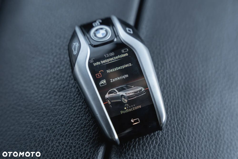 BMW Seria 7 730d xDrive - 33