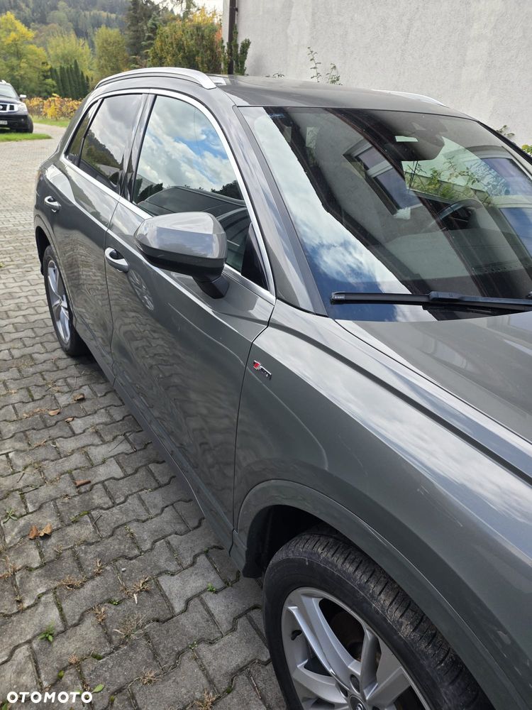 Audi Q3 2019 photo 2