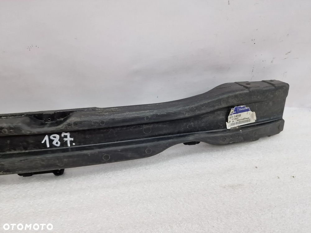 HYUNDAI I30 III 3 KOMBI 17- BELKA TYLNA TYLNIA TYŁ / POD ZDERZAK TYLNY , NR 86630-G4200 / 86631-G4200 , NR AUKCJI BEL187 - 4