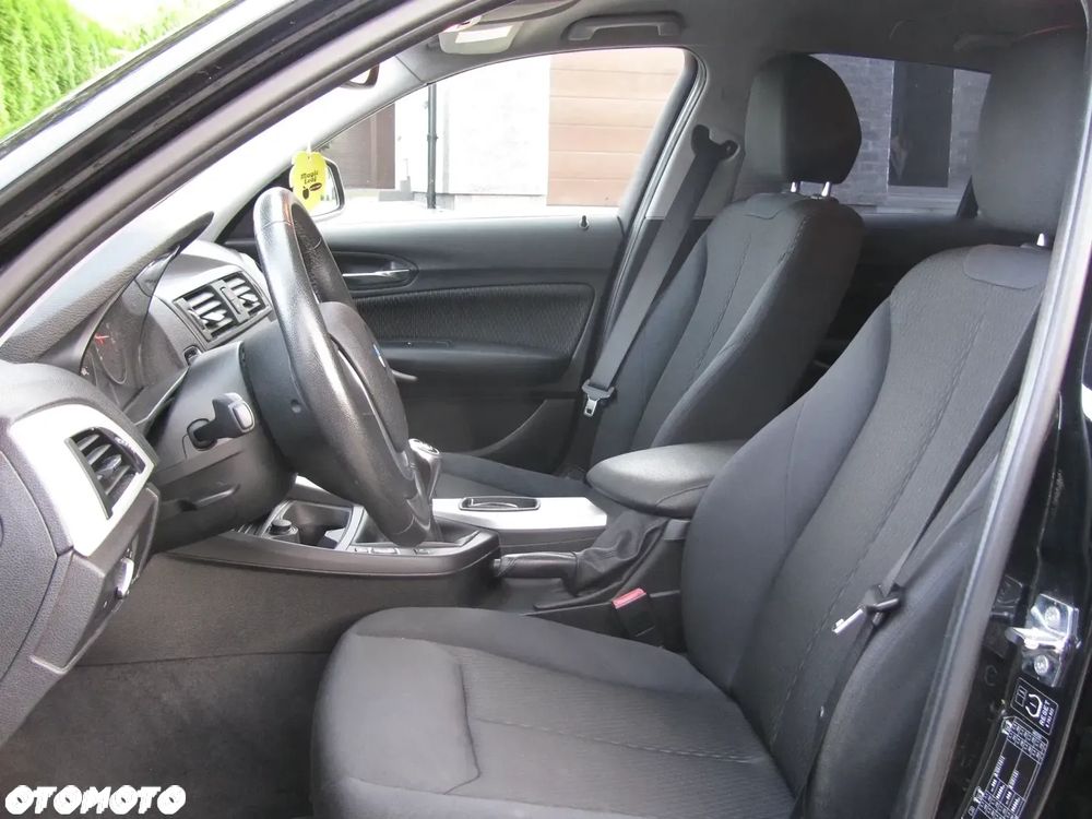 BMW Seria 1 116i - 17