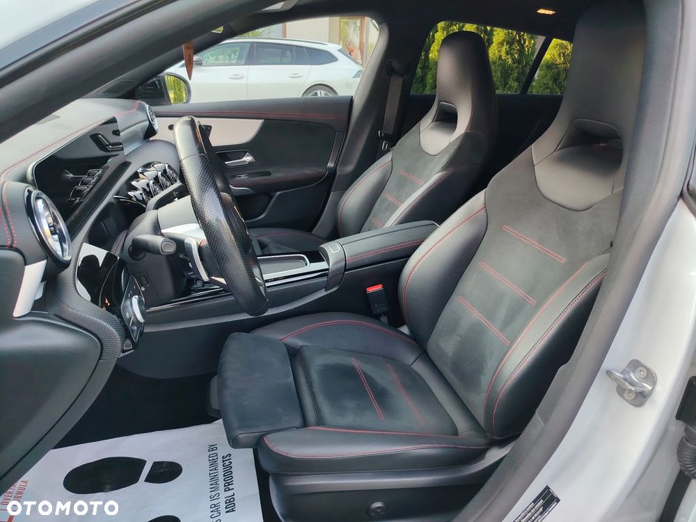 Mercedes-Benz CLA 200 d 8G-DCT AMG Line - 17