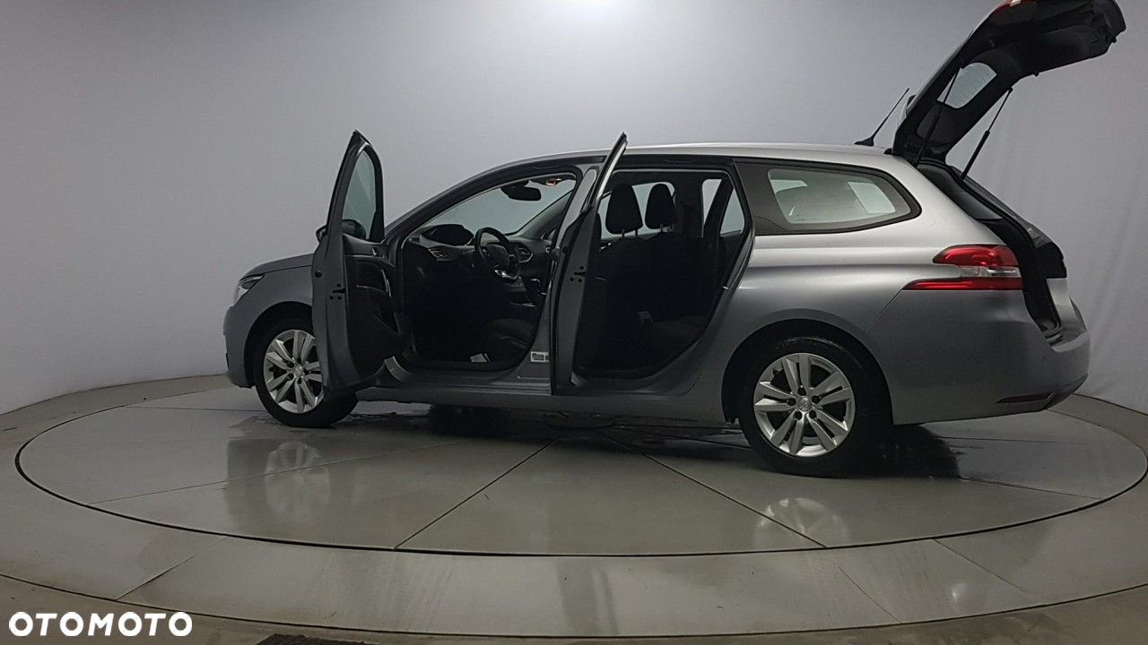 Peugeot 308 - 11