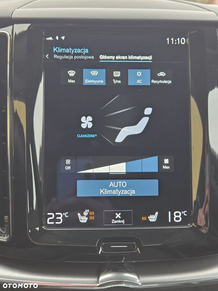 Volvo XC 60 D4 Momentum Pro - 24