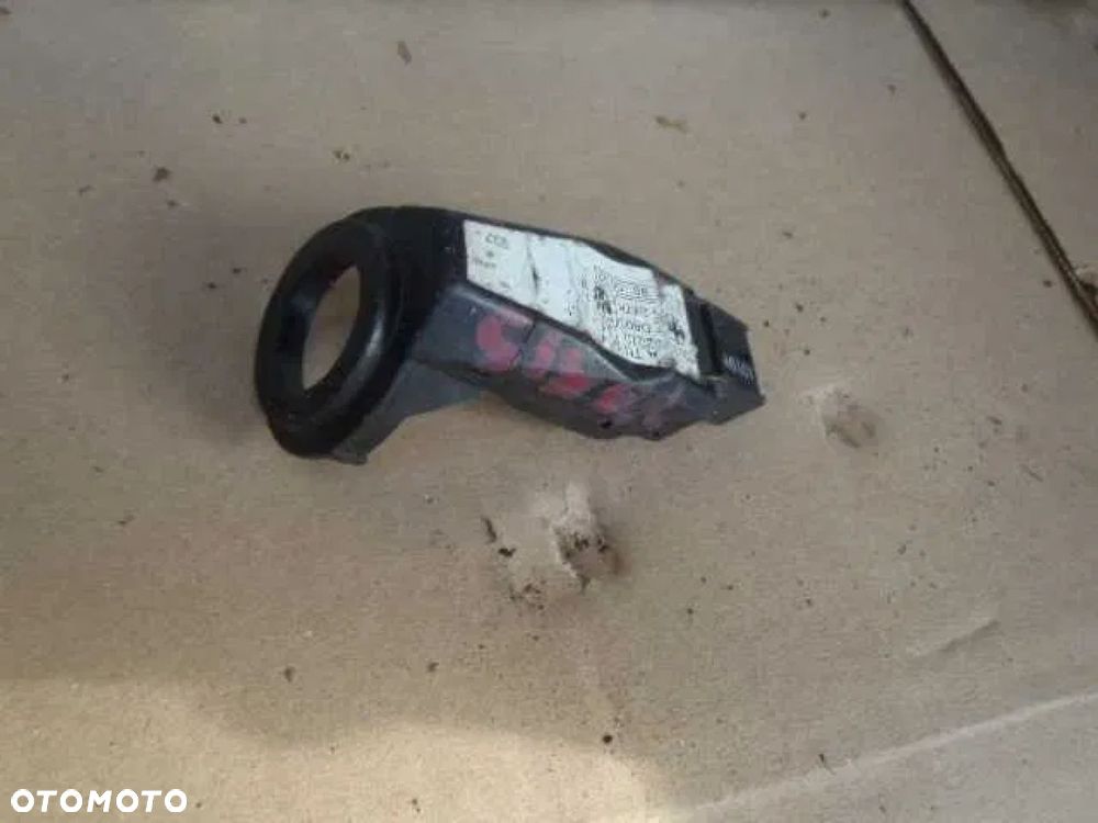 kostka stacyjki antena imo toyota yaris I - 3