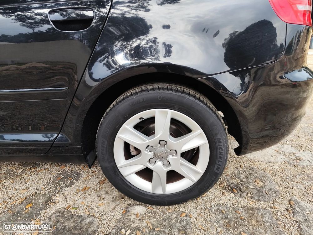 Audi A3 Sportback 1.6 TDI Attraction - 11