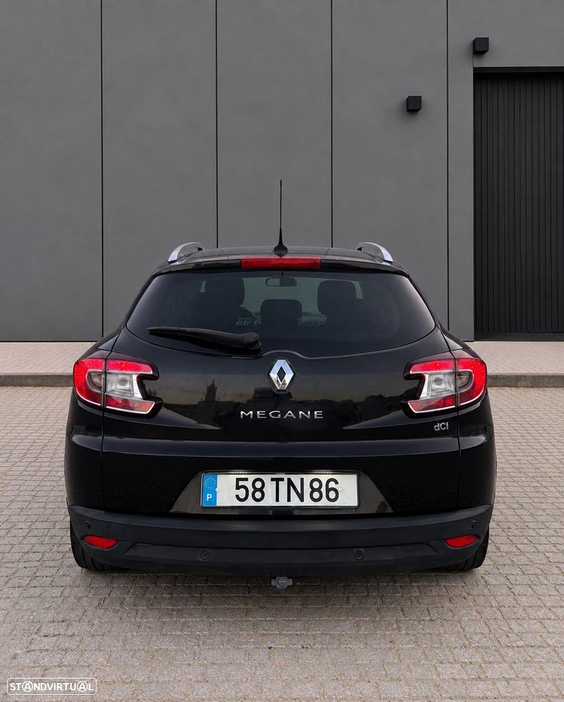 Renault Mégane Sport Tourer 1.5 dCi Bose Edition SS — photo 3