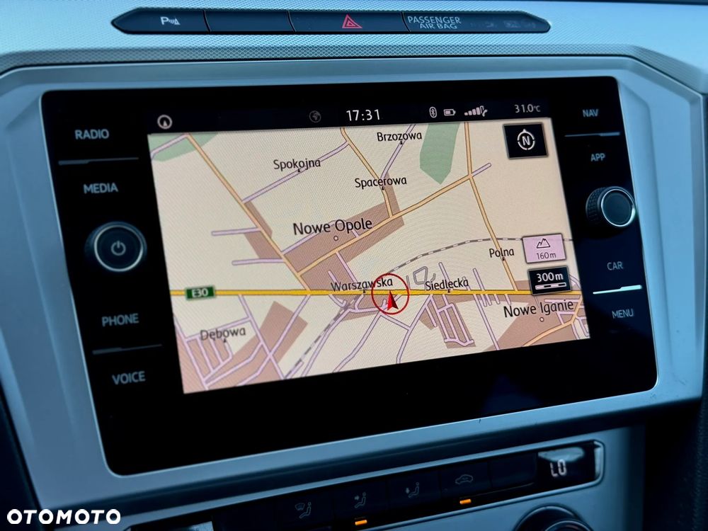 Volkswagen Passat 2.0 TDI SCR Comfortline DSG - 16