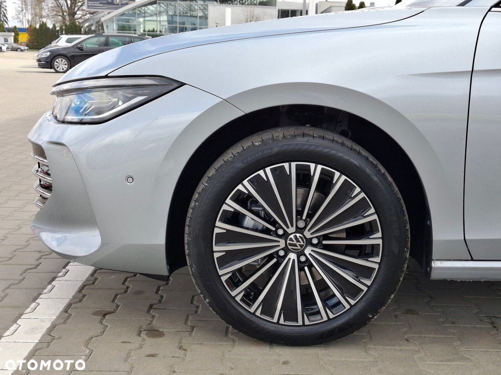 Volkswagen Passat - 5