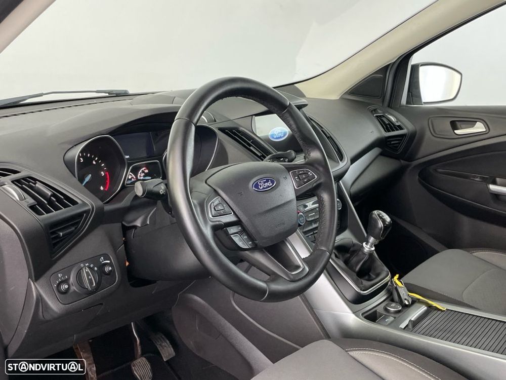 Ford Kuga 1.5 TDCi Business - 14
