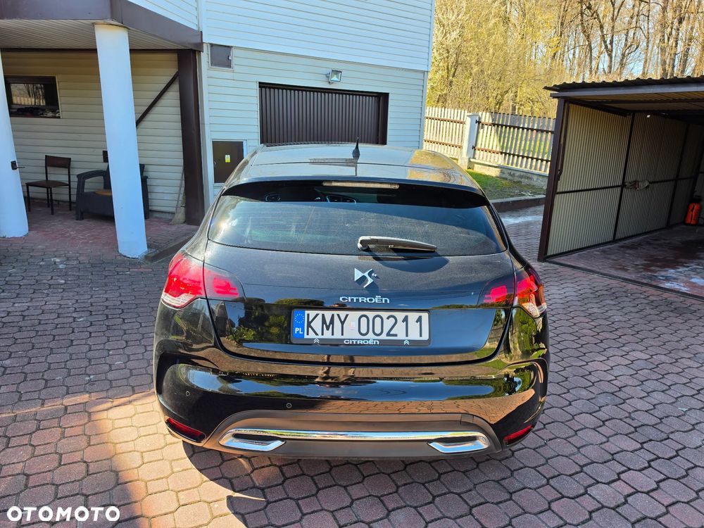 Citroën DS4 1.6 THP SoChic - 4
