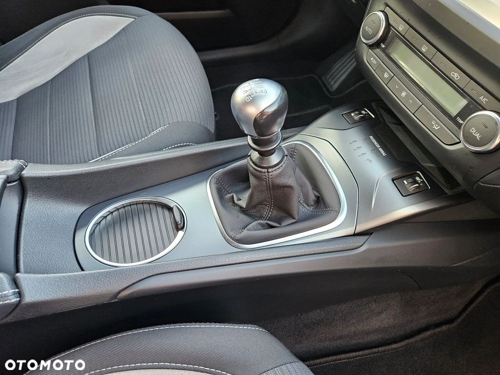 Toyota Avensis - 22