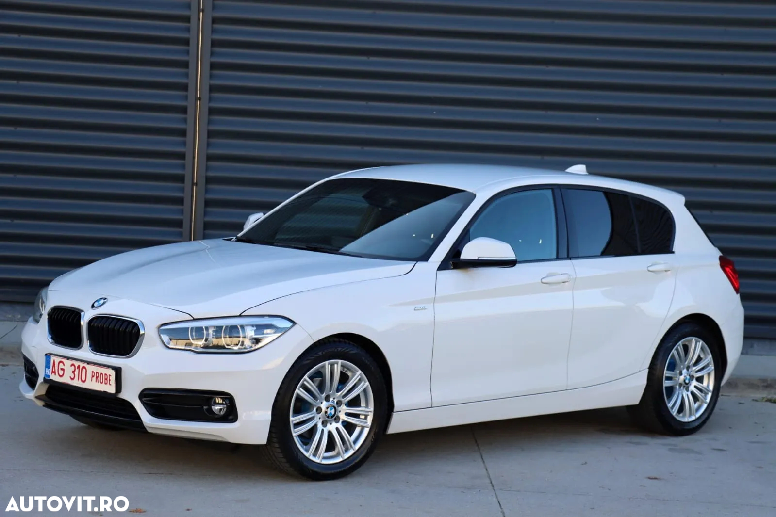BMW Seria 1 116d Aut. Sport Line - 2