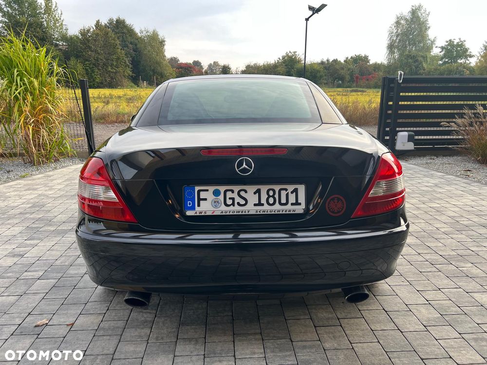 Mercedes-Benz SLK - 22