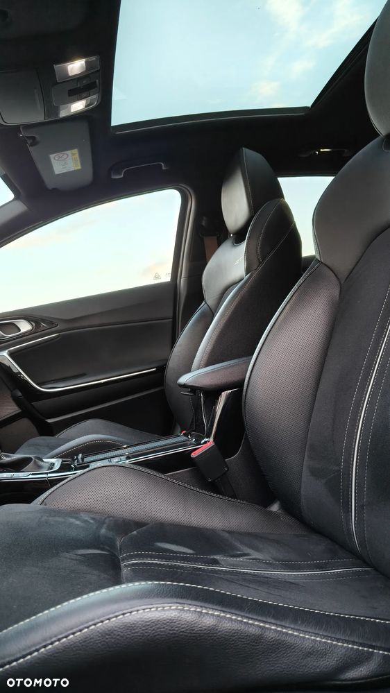 Kia ProCeed 1.5 T-GDI DCT7 OPF GT LINE - 12