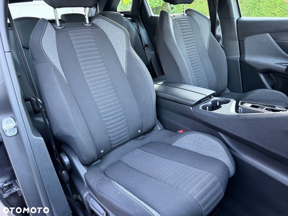 Peugeot 3008 BlueHDi 130 Stop & Start EAT8 Active Pack - 13