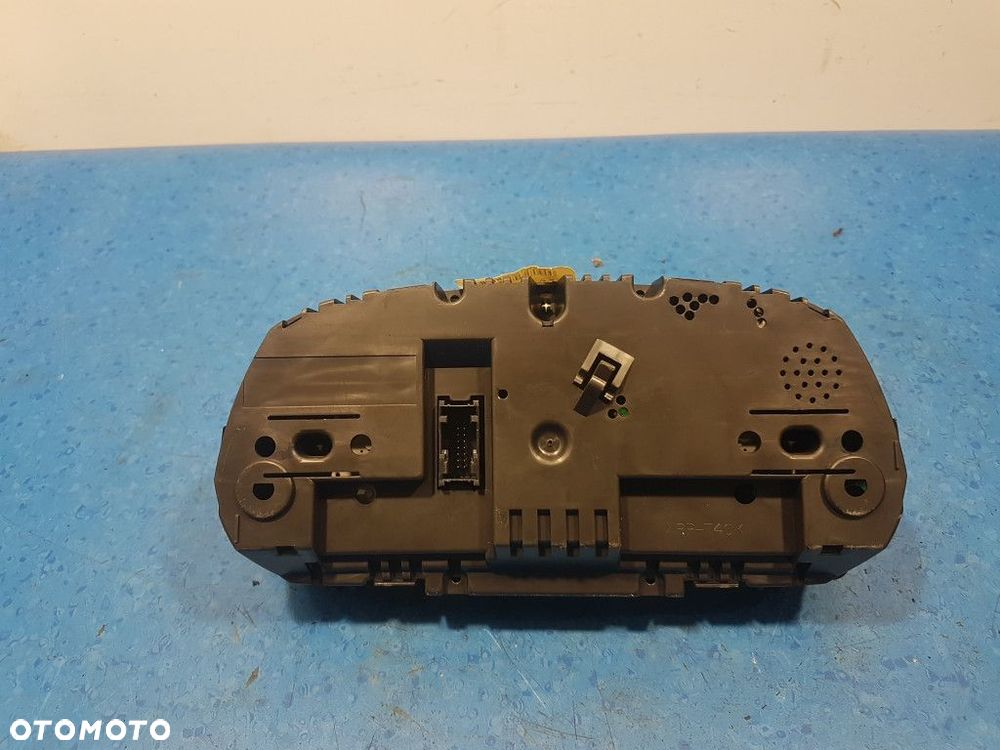 BMW 1 E87 2.0 Diesel LICZNIK 1024952 - 7