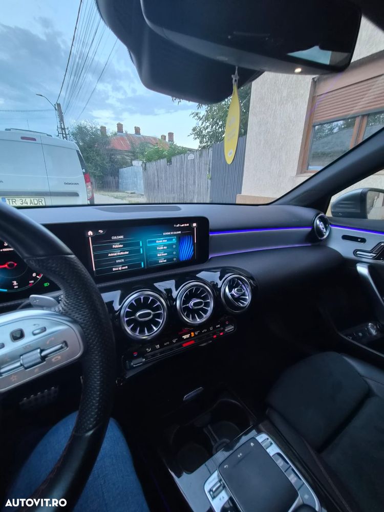Mercedes-Benz A 180 - 25