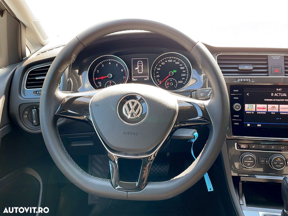 Volkswagen Golf 1.0 TSI DSG Comfortline - 17