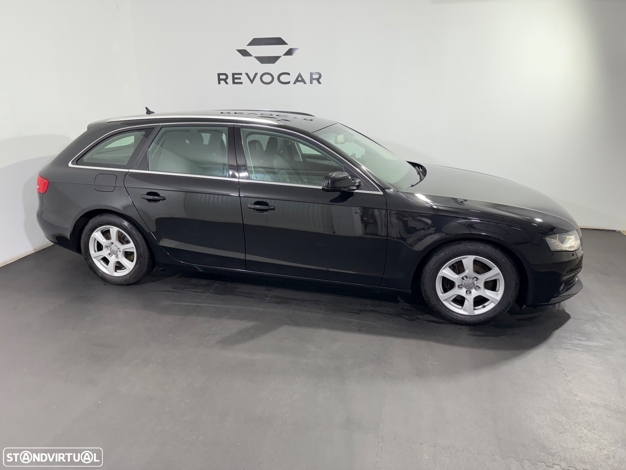 Audi A4 Avant 2.0 TDI Advance - 6