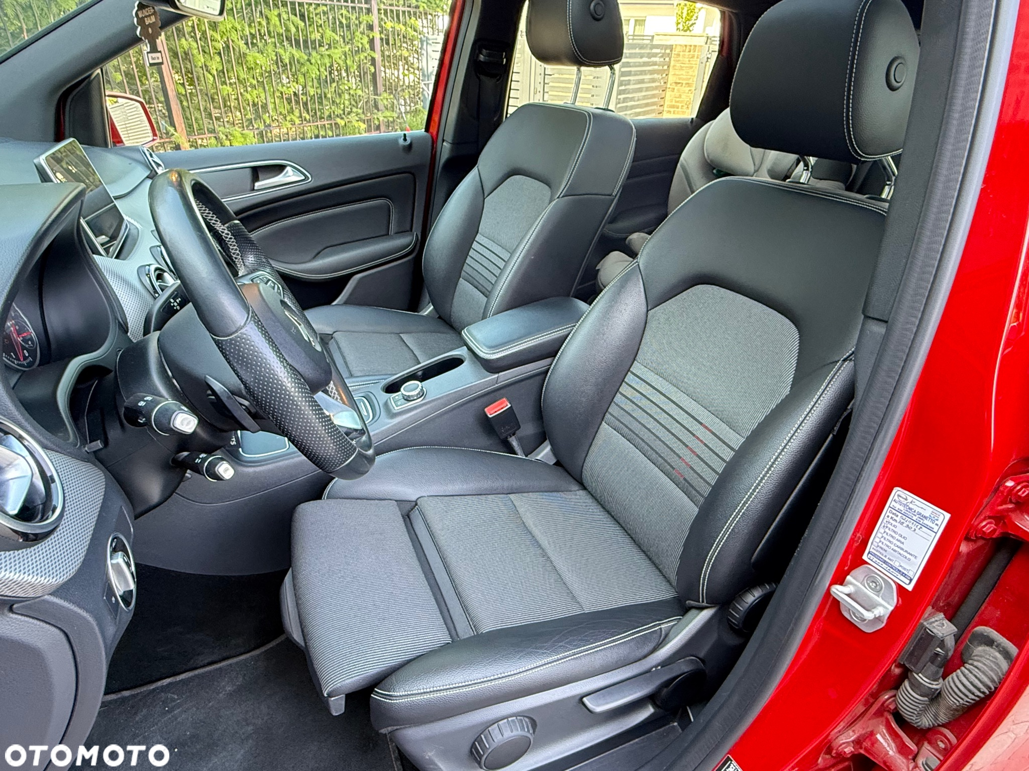 Mercedes-Benz Klasa B 180 (CDI) d 7G-DCT AMG Line - 22