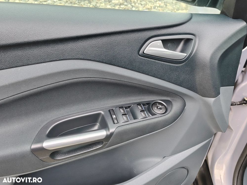 Ford C-Max 1.6 TDCi Ambiente - 11