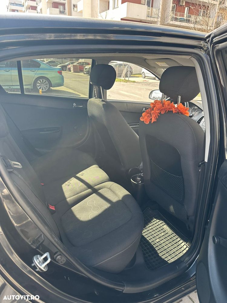 Hyundai i20 1.2 Economy - 10