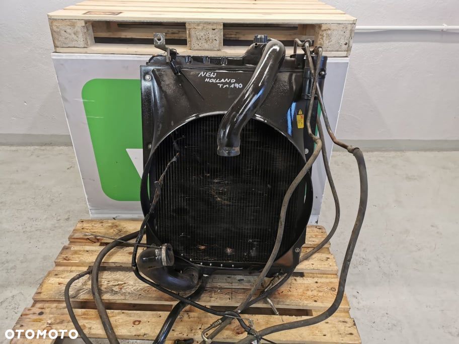 New Holland TM 190 {Radiator} - 8