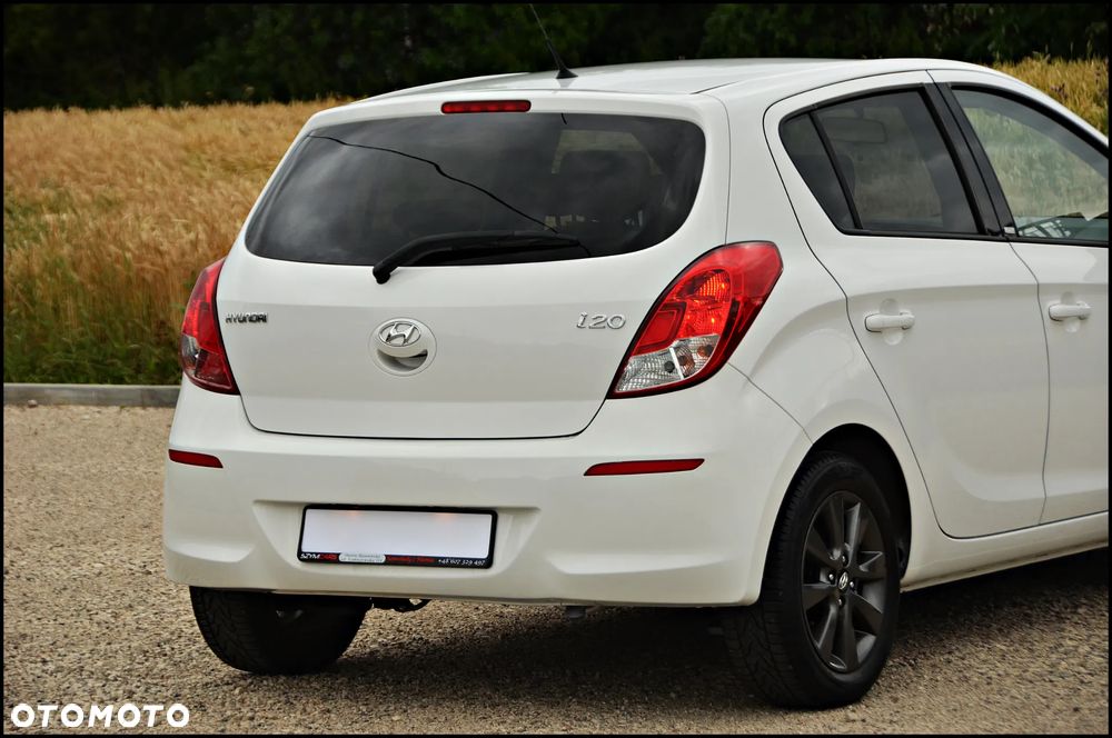 Hyundai i20 - 18