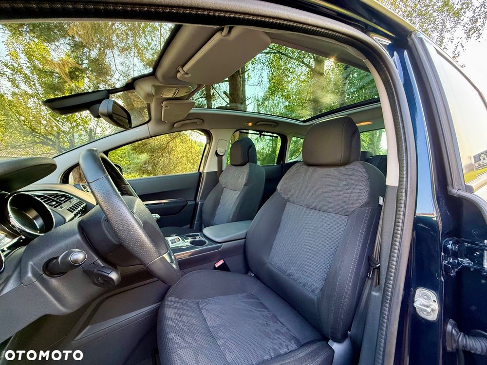 Peugeot 3008 1.6 HDi Premium - 17